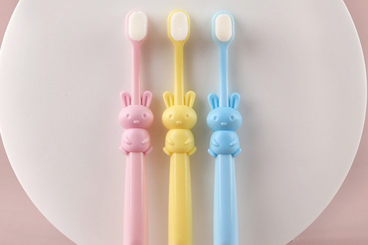 Rabbit shape kids soft pink toothbrush (3)