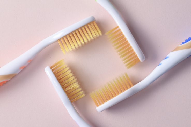 Wholesale best high quality adult plastic toothbrush (6)